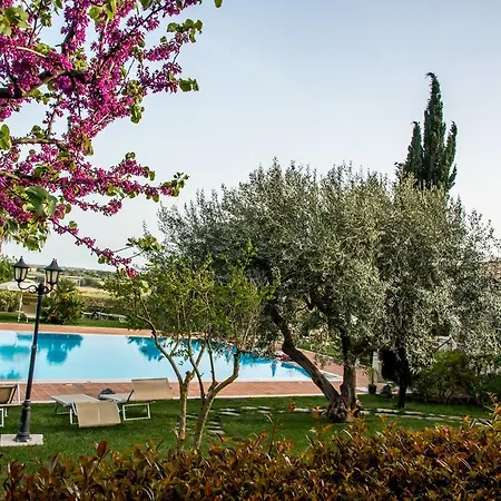Agroturismo Il Granaio & *
